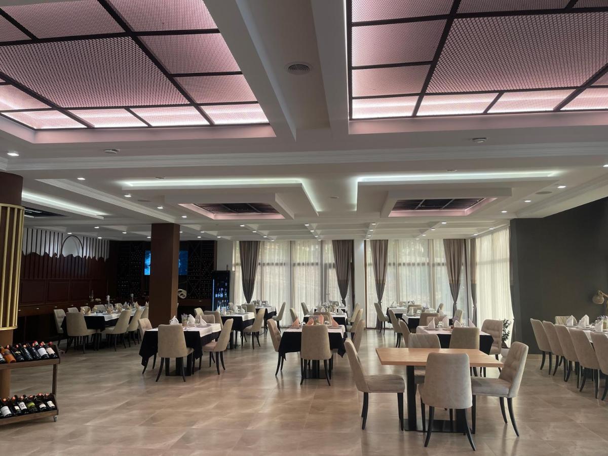 Hotel Dardania Kukes Eksteriør billede